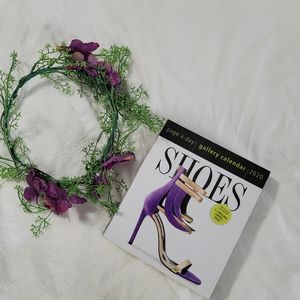 SHOE CALENDAR DECOR